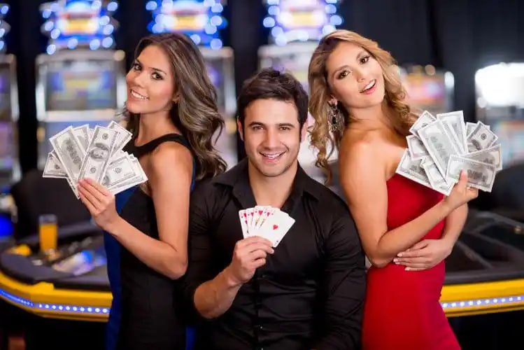 Studio live Free Bet Blackjack di platform opesia dengan dealer dan meja permainan